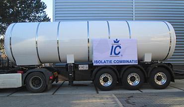 Insulation of trailers and tanks for cold transport of CO2