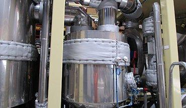 Thermische isolatiematrassen voor procesleidingen, machines, turbines, motoren en warmte wisselaars